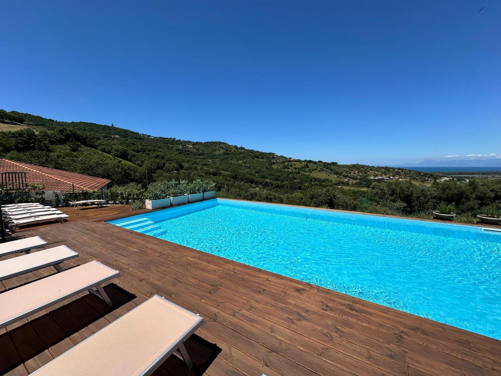 Il Poggio Del Cilento Country House Agropoli Exterior photo